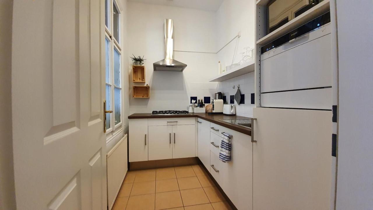 Gorgeous Viennese Apartment 10 Min To City Center Exterior foto