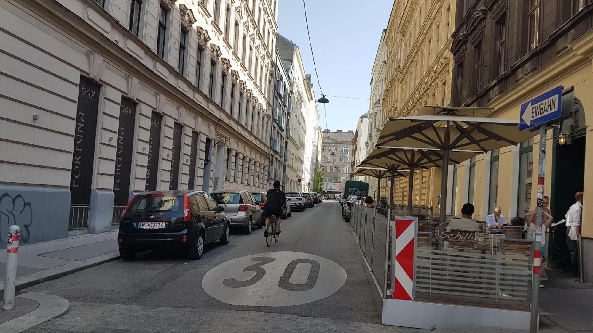 Gorgeous Viennese Apartment 10 Min To City Center Exterior foto